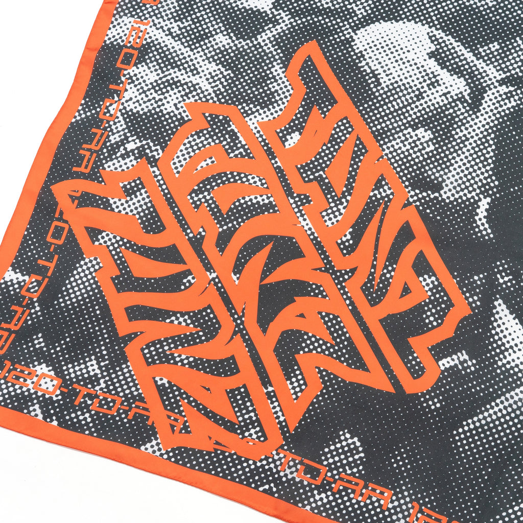 Crowd Dive Satin Big Scarf