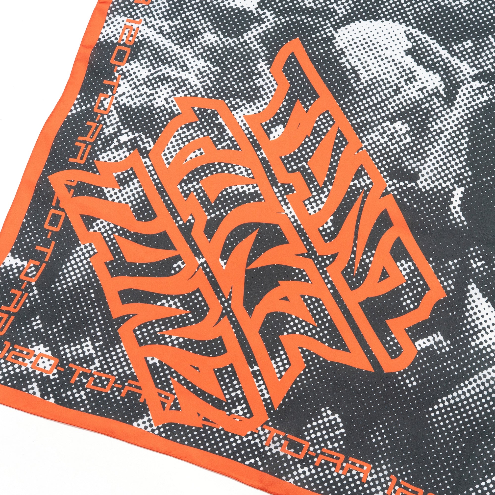 Crowd Dive Satin Big Scarf
